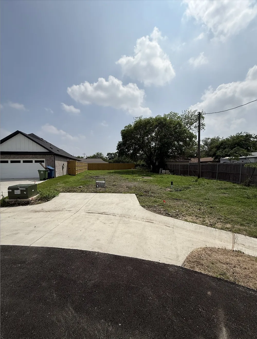 4604 Red Bud Court The Colony, TX 75056