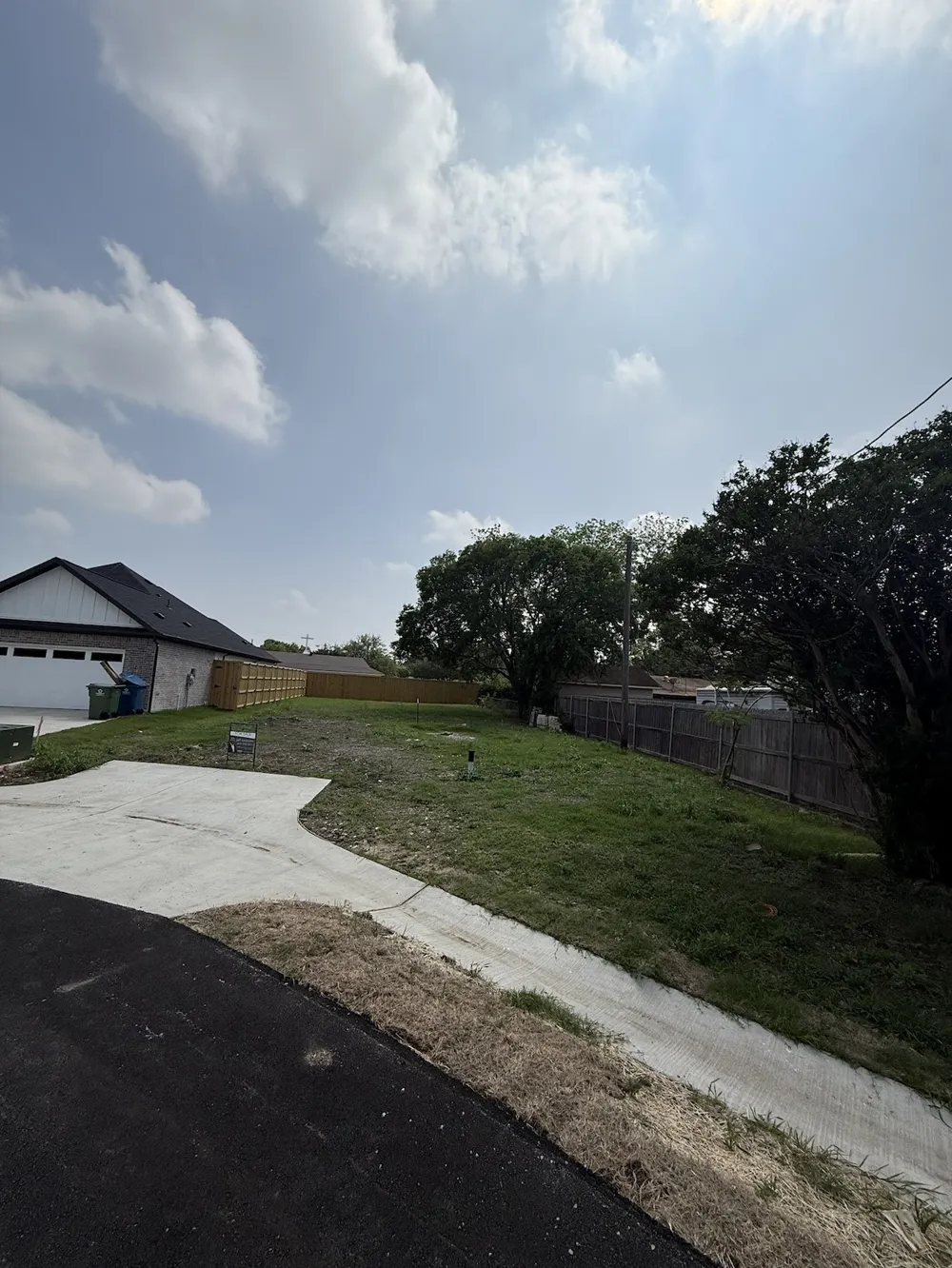 4604 Red Bud Court The Colony, TX 75056