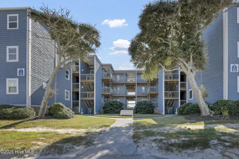 2264 New River Inlet Road #101
