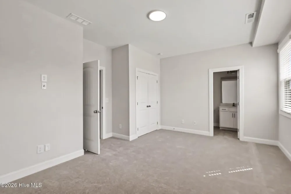 1018 Traditions Ridge Drive Wake Forest, NC 27587