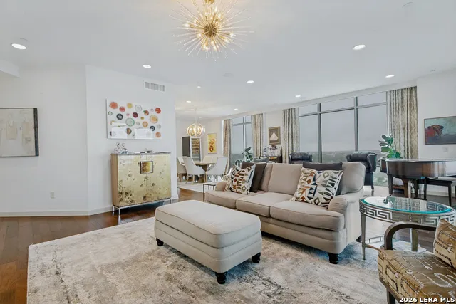 4242 Broadway #1702 San Antonio, TX 78209