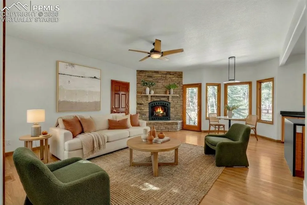 7045 Perry Park Boulevard Larkspur, CO 80118