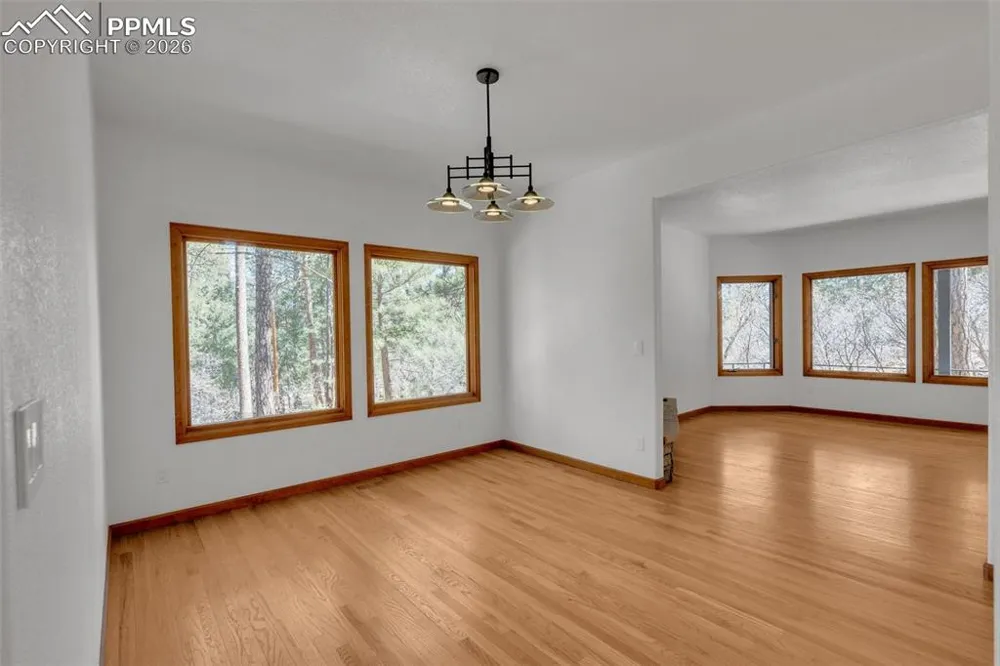 7045 Perry Park Boulevard Larkspur, CO 80118