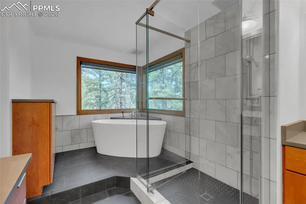 7045 Perry Park Boulevard Larkspur, CO 80118