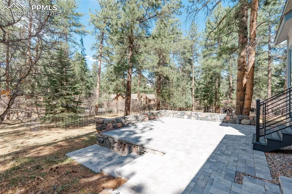 7045 Perry Park Boulevard Larkspur, CO 80118