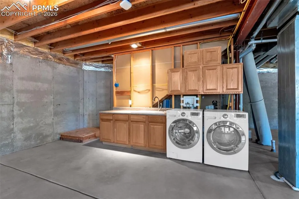 7045 Perry Park Boulevard Larkspur, CO 80118