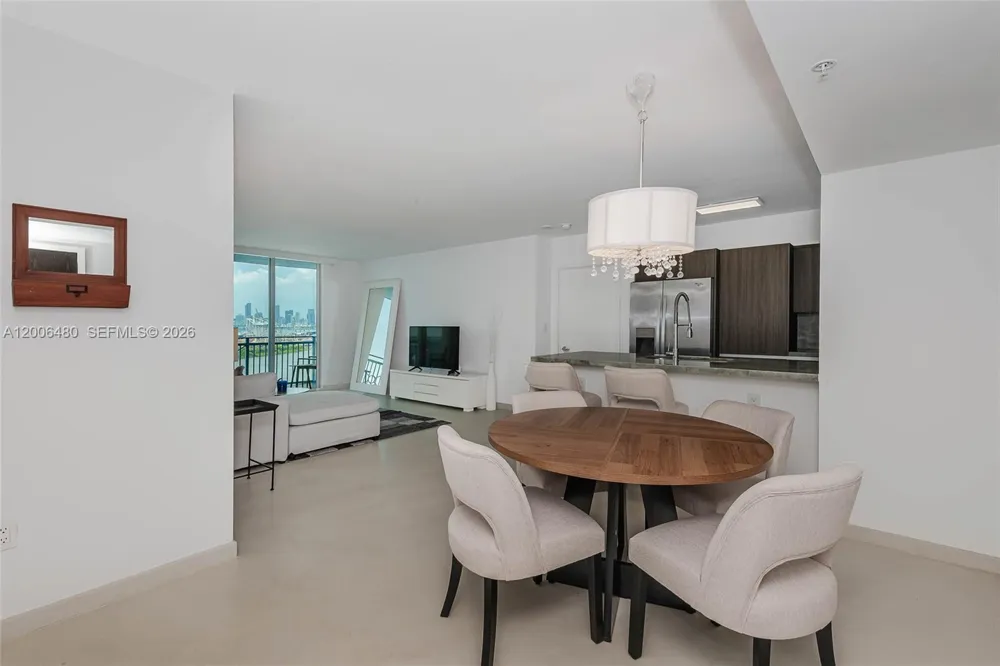 90 Alton Rd #2304 Miami Beach, FL 33139
