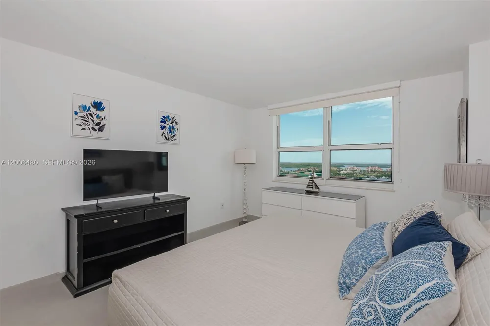 90 Alton Rd #2304 Miami Beach, FL 33139