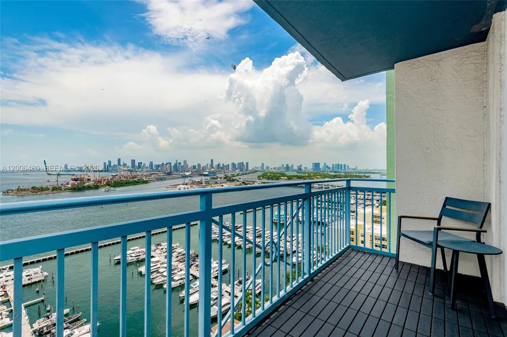 90 Alton Rd #2304 Miami Beach, FL 33139