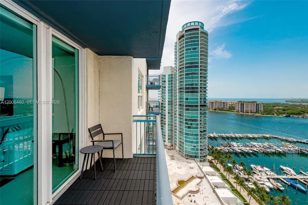 90 Alton Rd #2304 Miami Beach, FL 33139