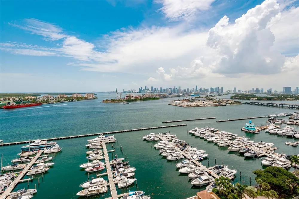 90 Alton Rd #2304 Miami Beach, FL 33139