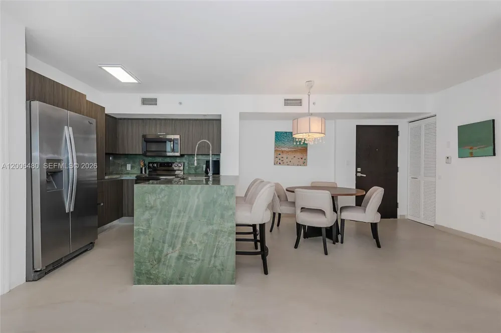 90 Alton Rd #2304 Miami Beach, FL 33139