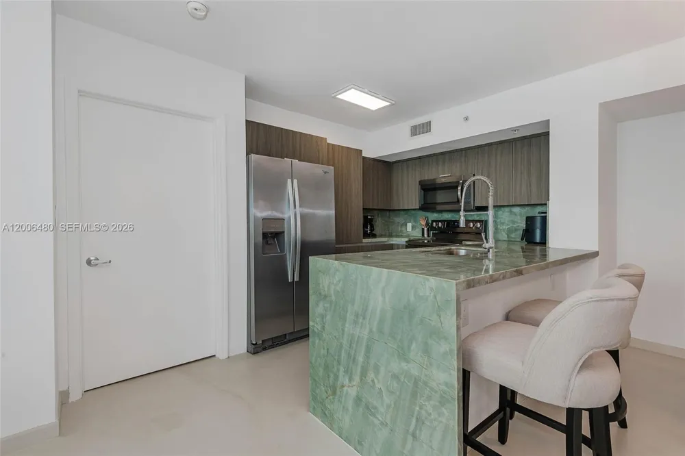 90 Alton Rd #2304 Miami Beach, FL 33139