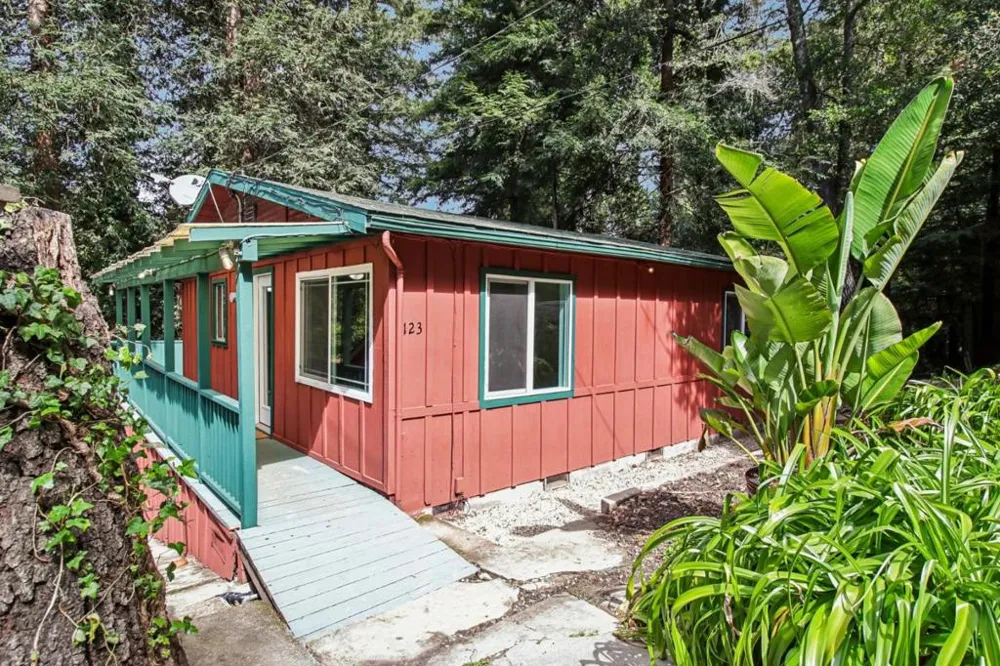 123 Pine Avenue Felton, CA 95018