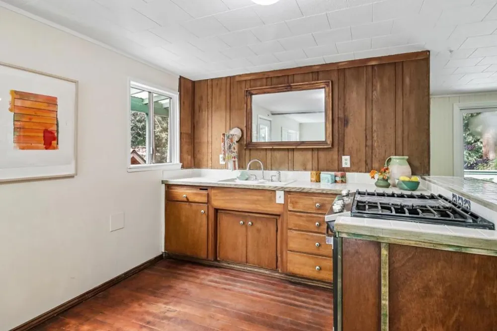 123 Pine Avenue Felton, CA 95018
