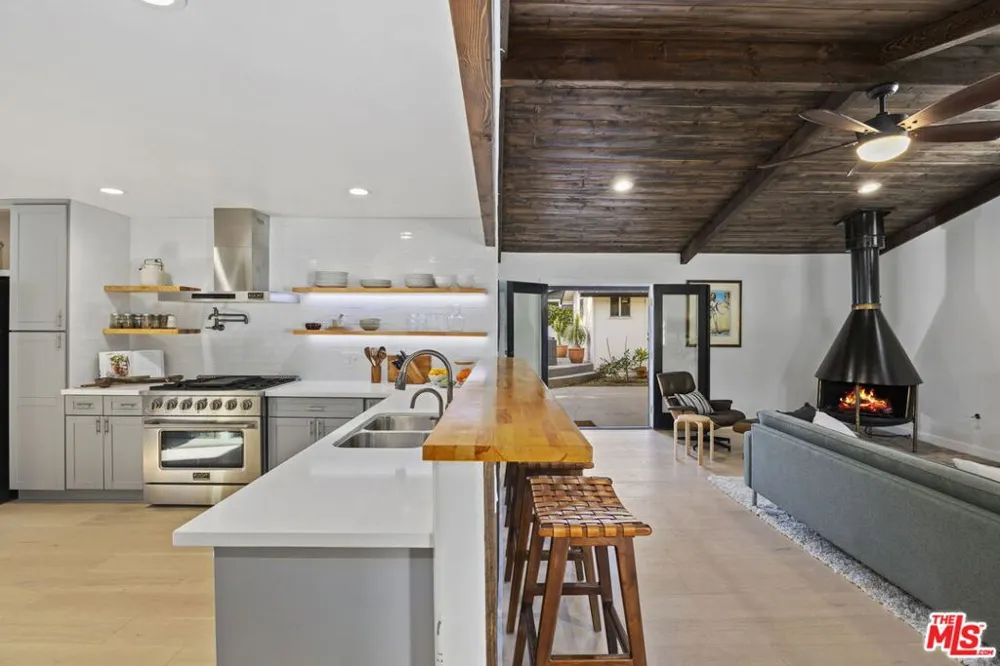251 Encinal Avenue Ojai, CA 93023