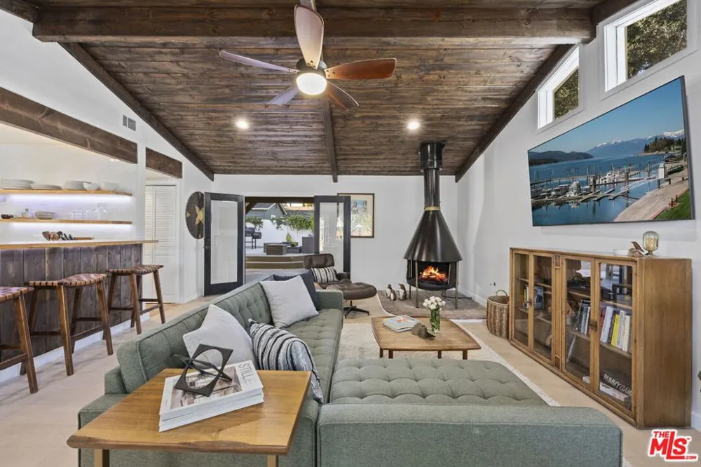 251 Encinal Avenue Ojai, CA 93023