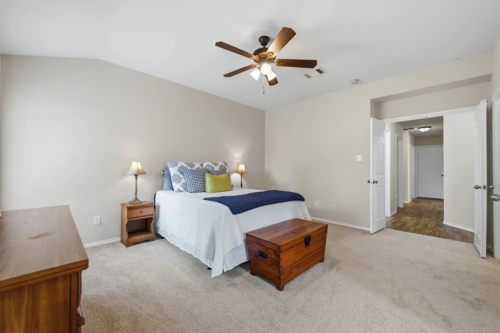 3704 Kissman Drive Austin, TX 78728