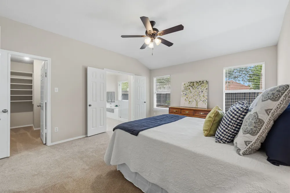 3704 Kissman Drive Austin, TX 78728