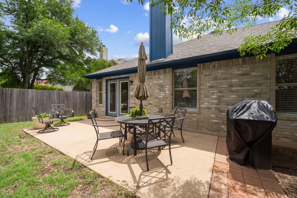 3704 Kissman Drive Austin, TX 78728