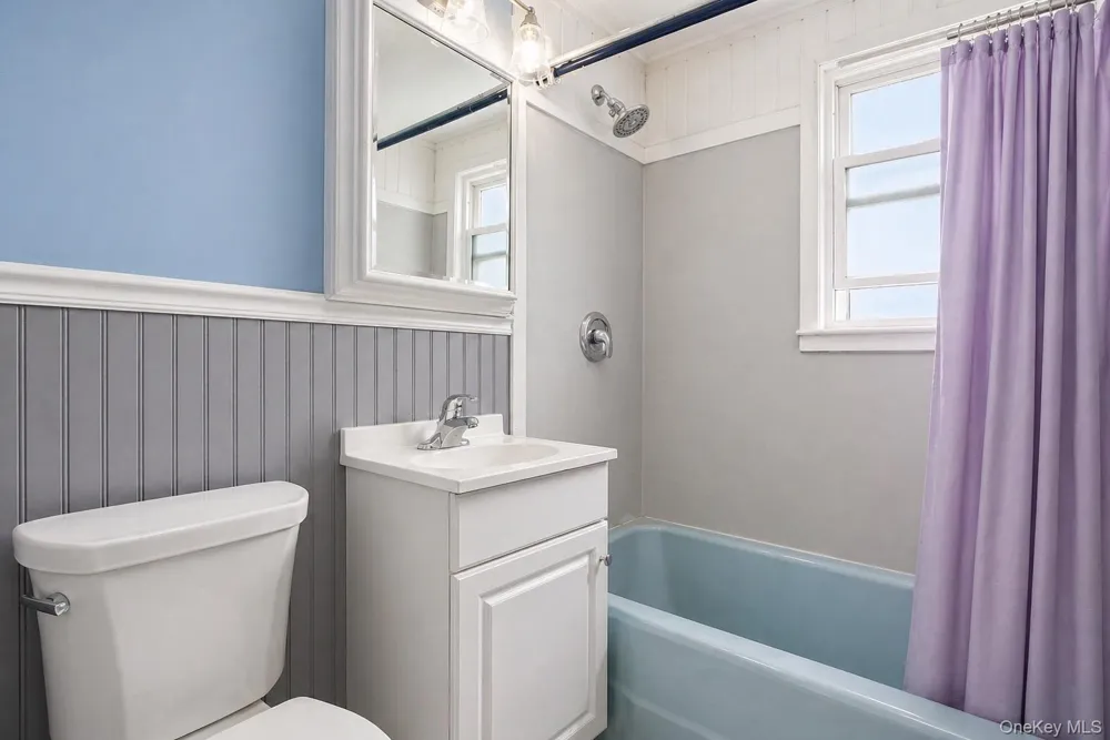 162 Parkwood Drive Shirley, NY 11967