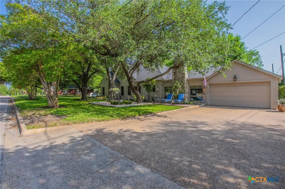 1120 13th Street Temple, TX 76501