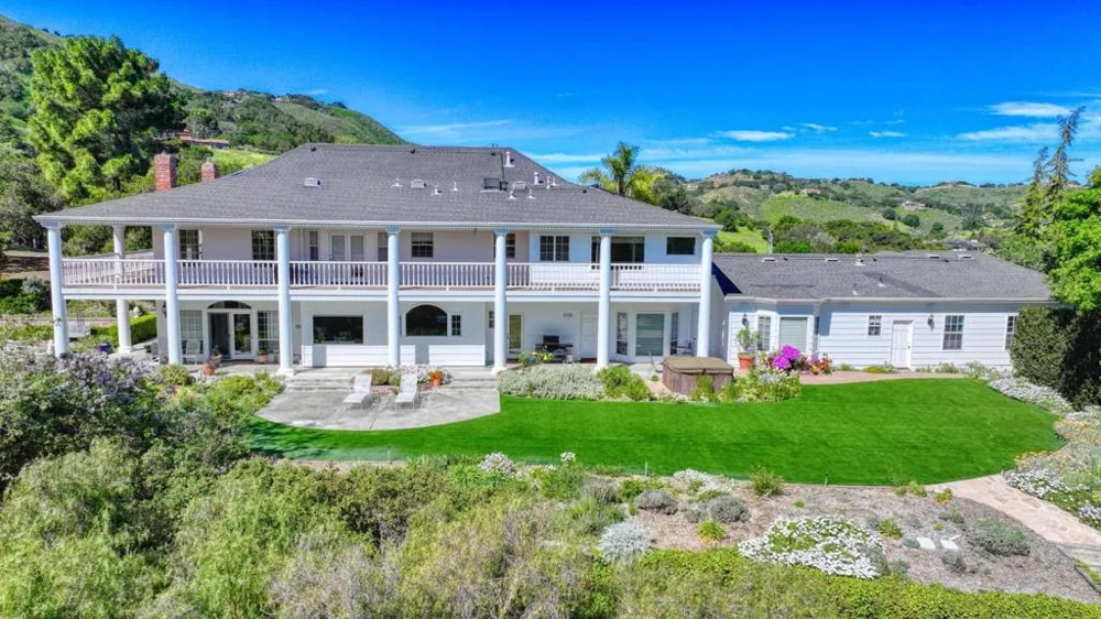 75 Robley Road Salinas, CA 93908