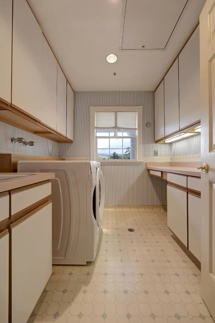 75 Robley Road Salinas, CA 93908