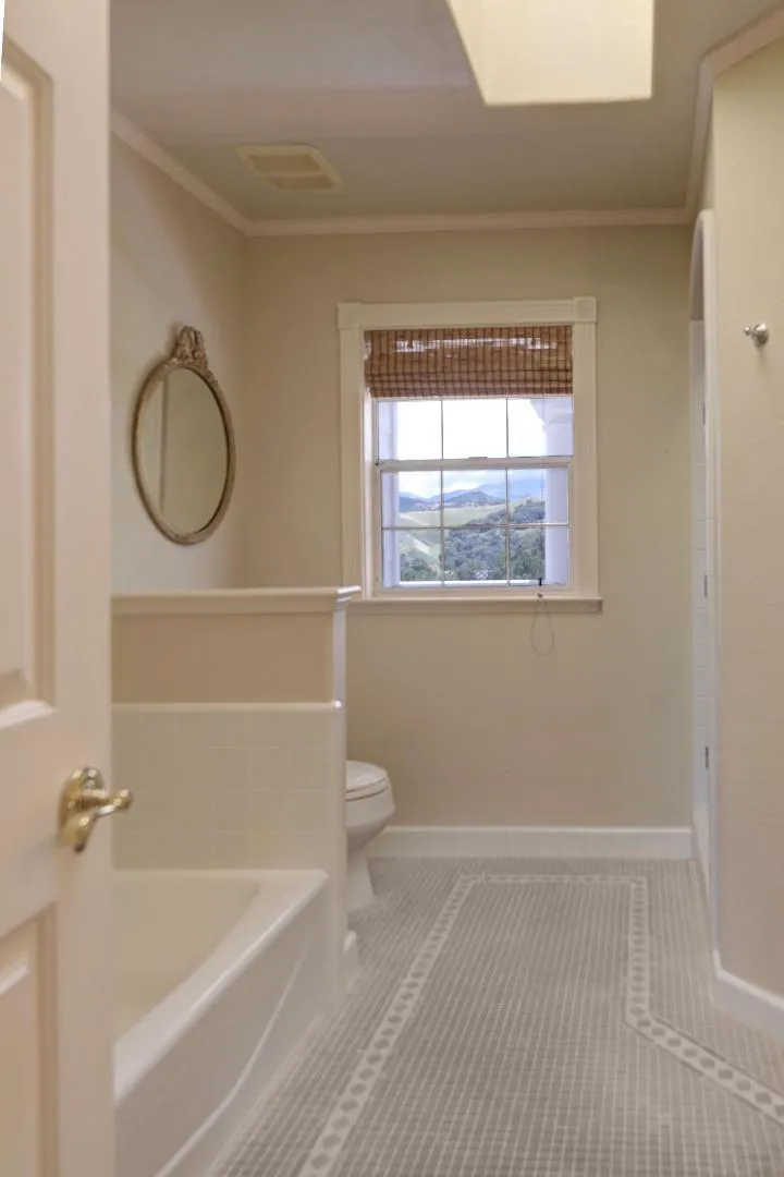75 Robley Road Salinas, CA 93908