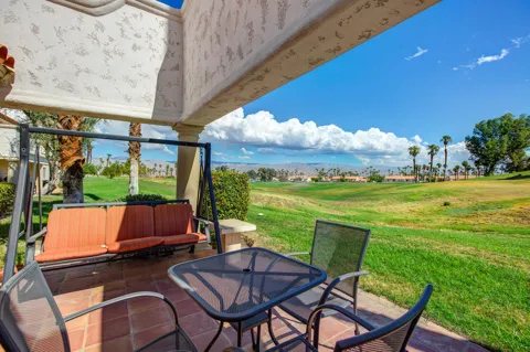 709 Vista Lago Circle