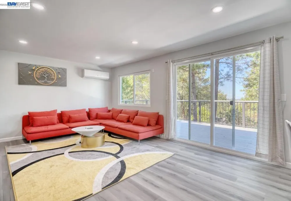 12017 Hillhurst Cir Groveland, CA 95321