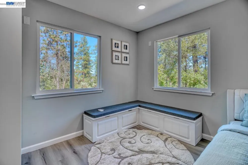 12017 Hillhurst Cir Groveland, CA 95321