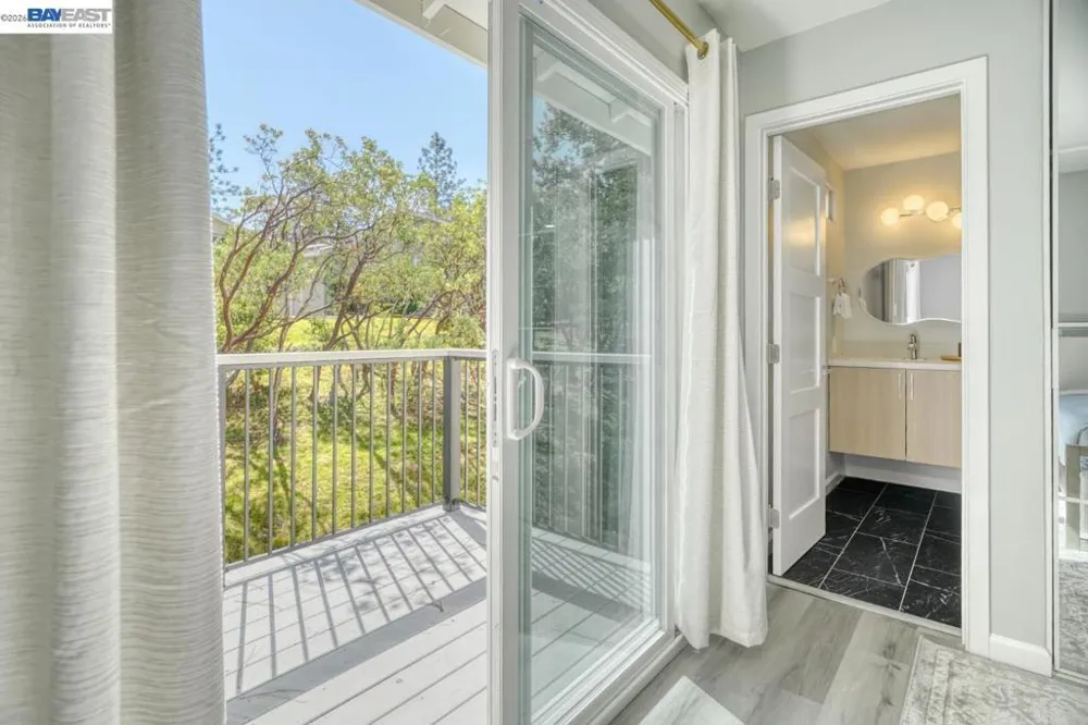 12017 Hillhurst Cir Groveland, CA 95321