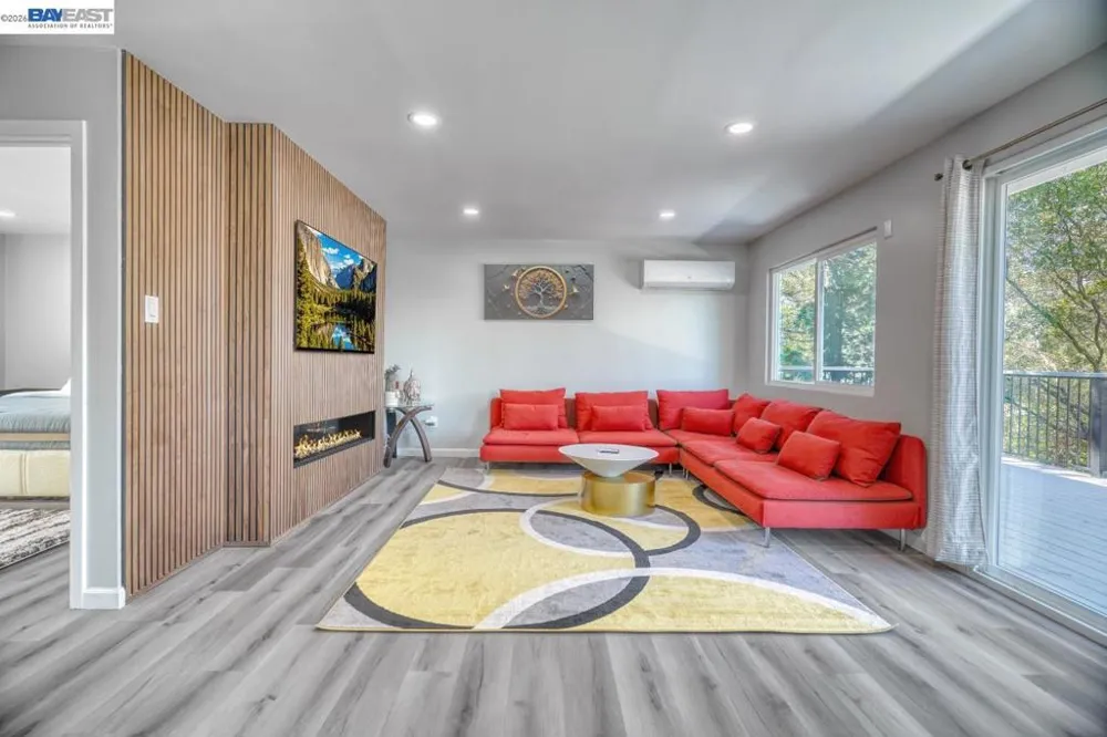 12017 Hillhurst Cir Groveland, CA 95321