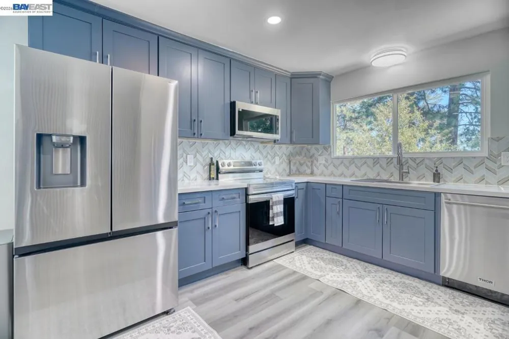 12017 Hillhurst Cir Groveland, CA 95321