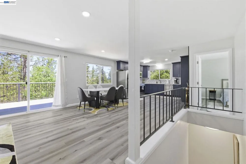 12017 Hillhurst Cir Groveland, CA 95321