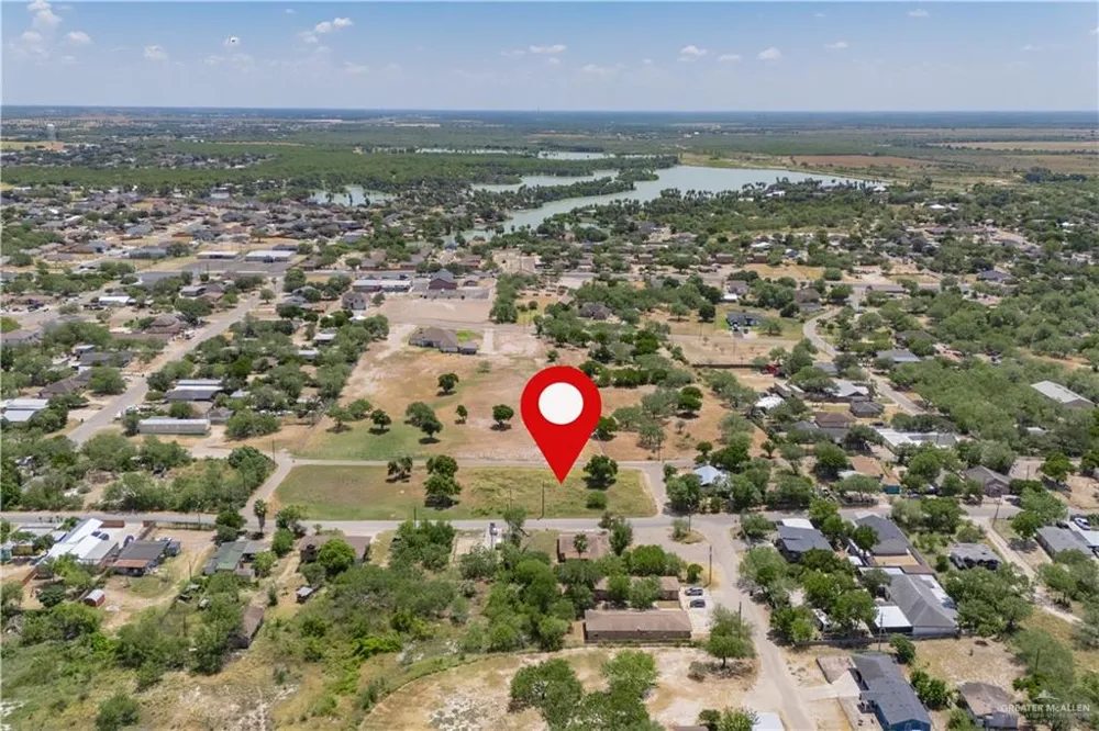 931 S Garza Avenue La Joya, TX 78560