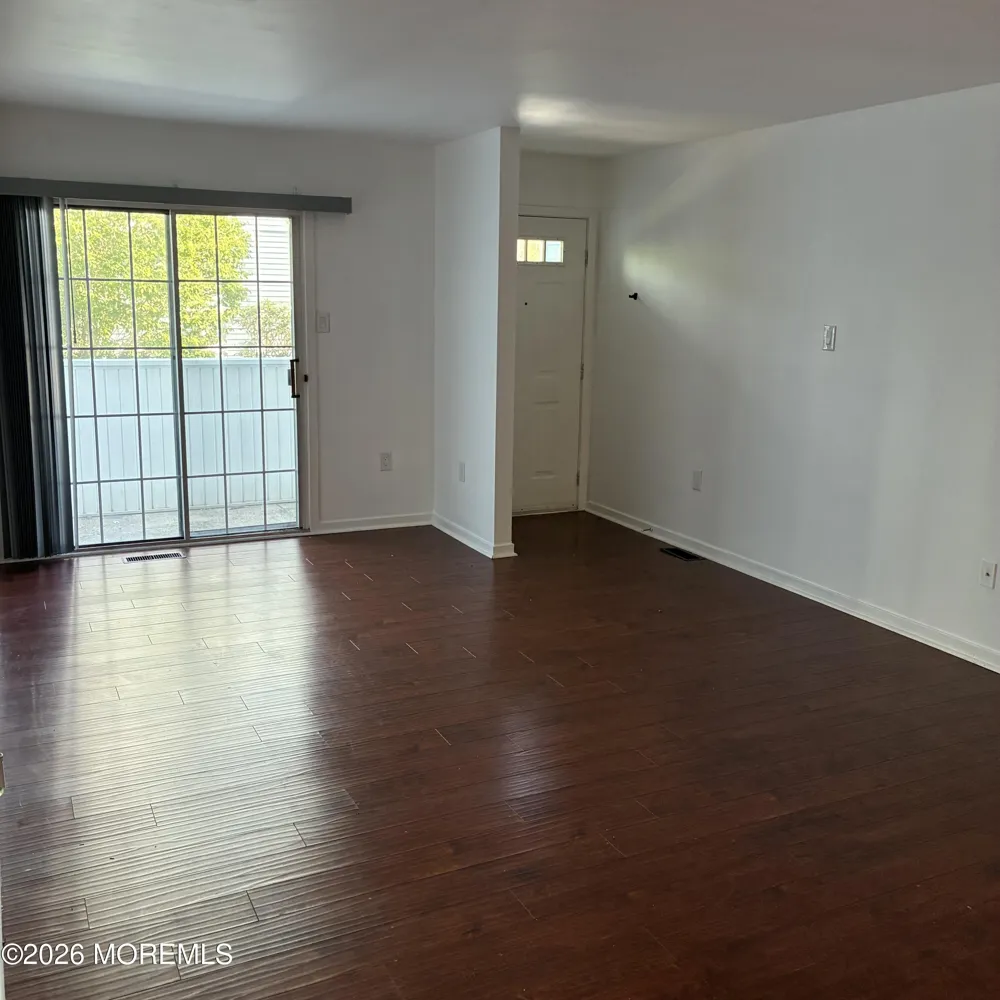 310 Heather Croft Egg Harbor, NJ 08234
