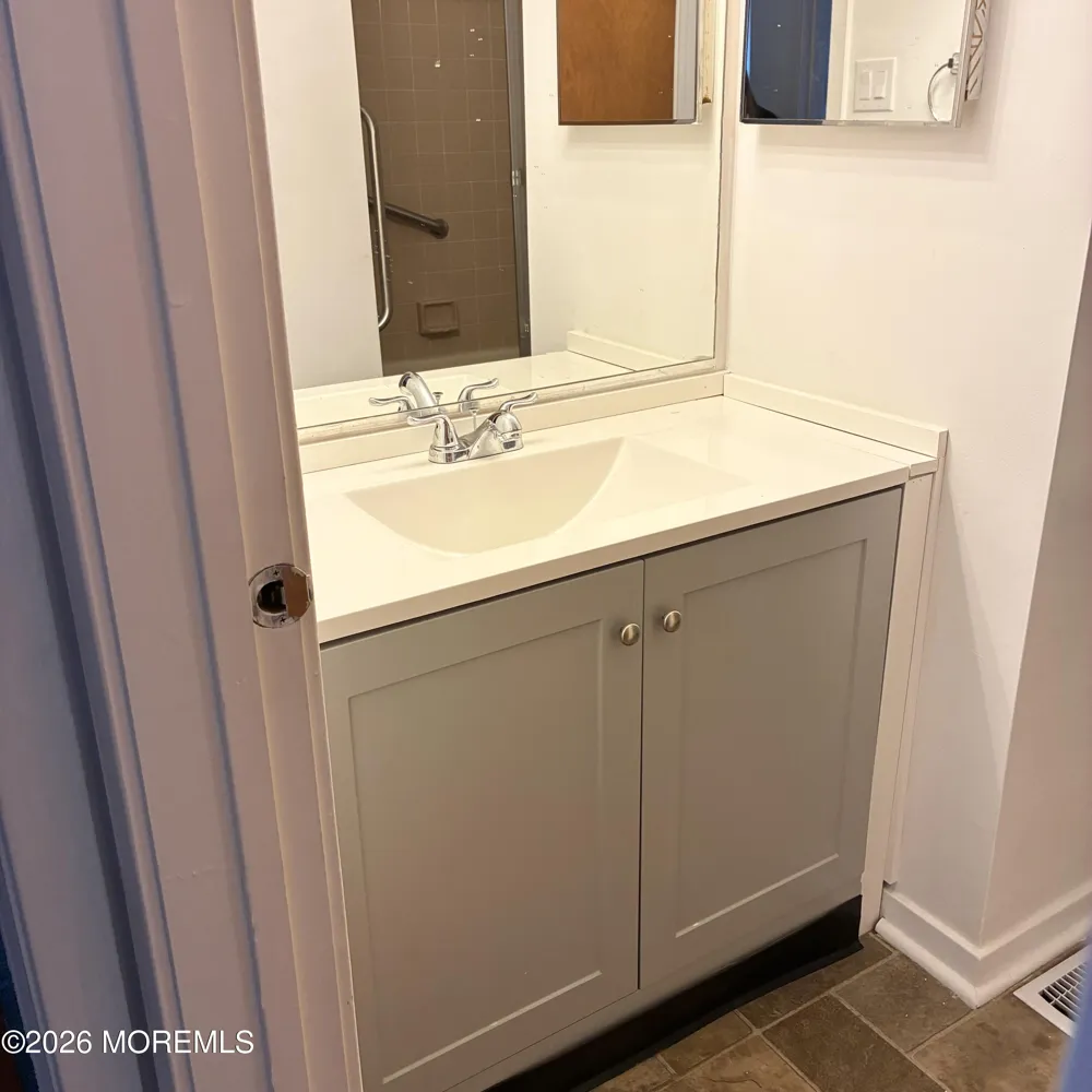 310 Heather Croft Egg Harbor, NJ 08234