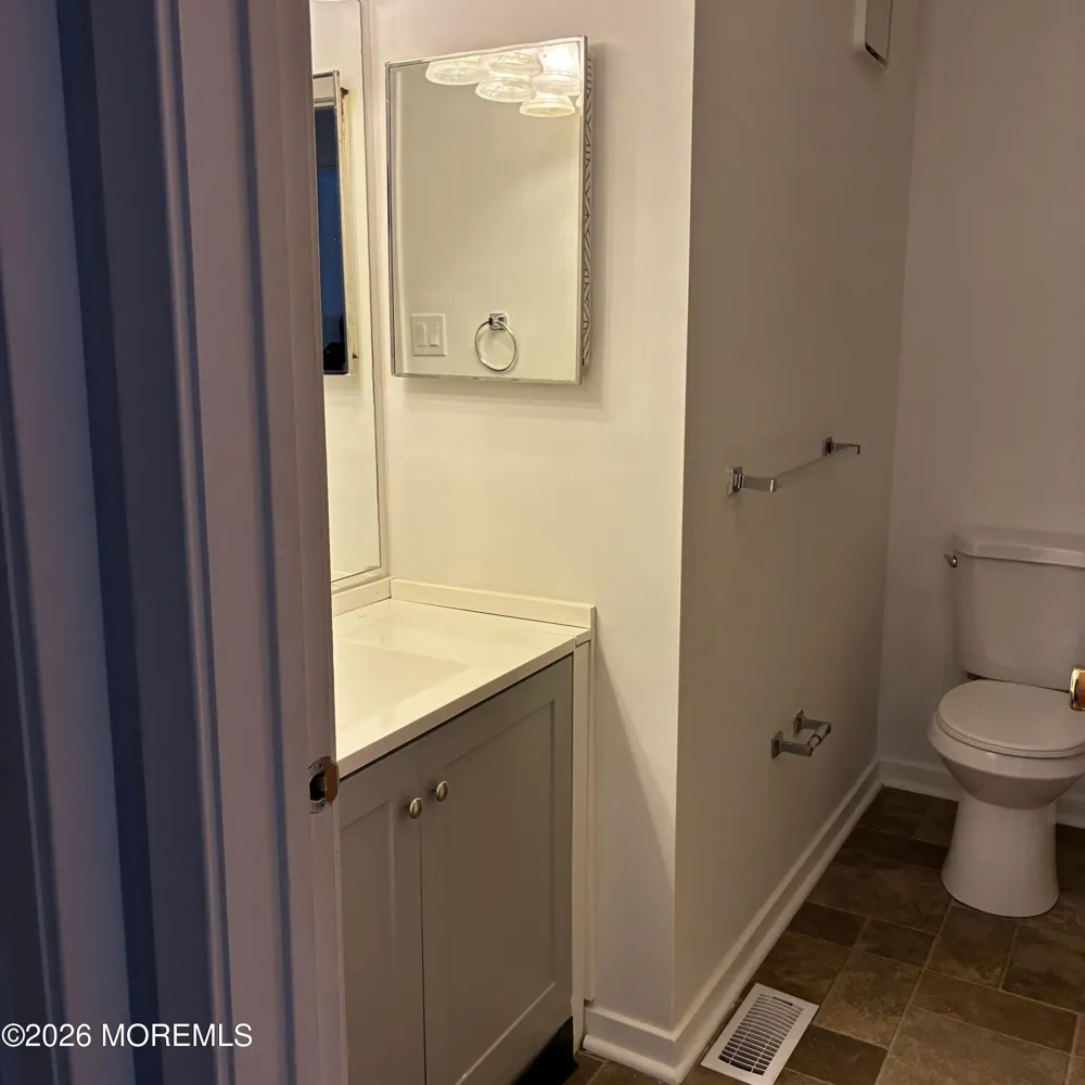 310 Heather Croft Egg Harbor, NJ 08234