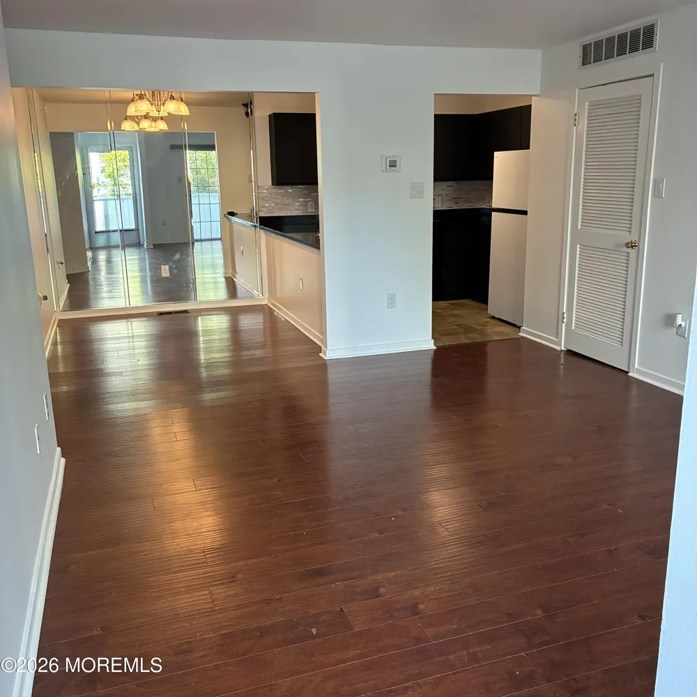 310 Heather Croft Egg Harbor, NJ 08234