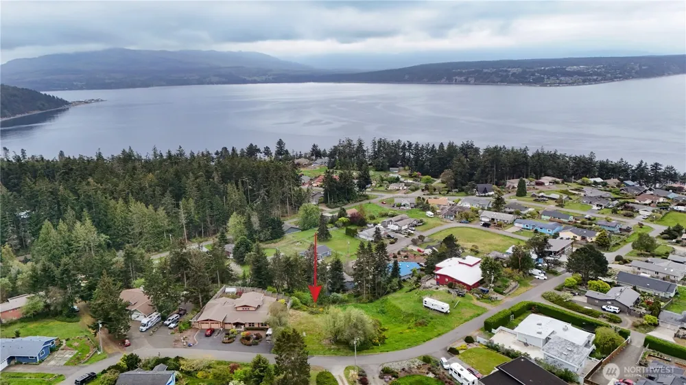 188 S Rhododendron Dr. Port Townsend, WA 98368