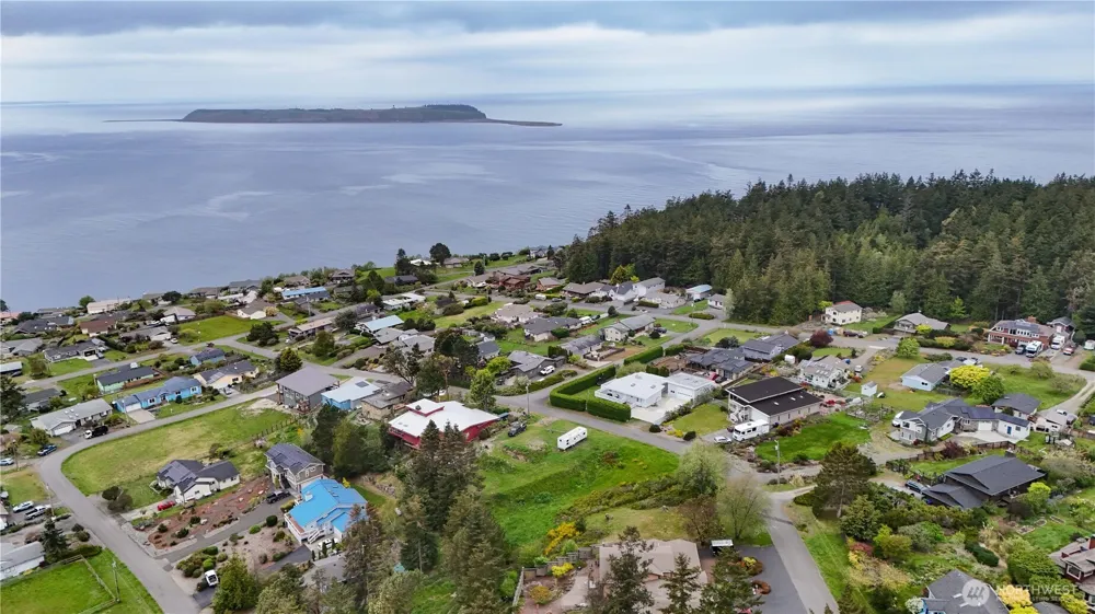 188 S Rhododendron Dr. Port Townsend, WA 98368