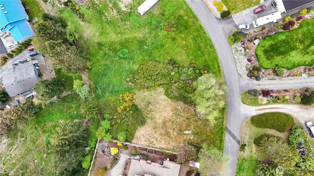 188 S Rhododendron Dr. Port Townsend, WA 98368