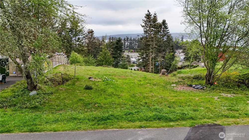188 S Rhododendron Dr. Port Townsend, WA 98368