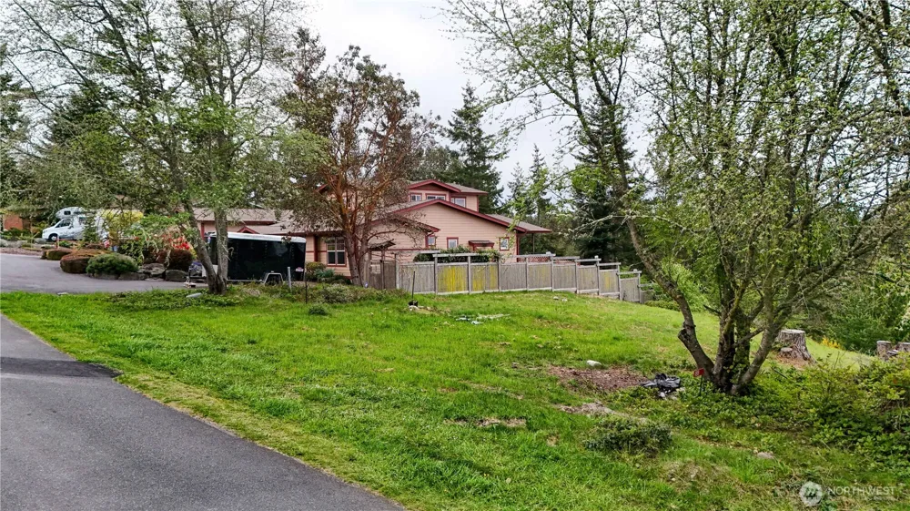 188 S Rhododendron Dr. Port Townsend, WA 98368