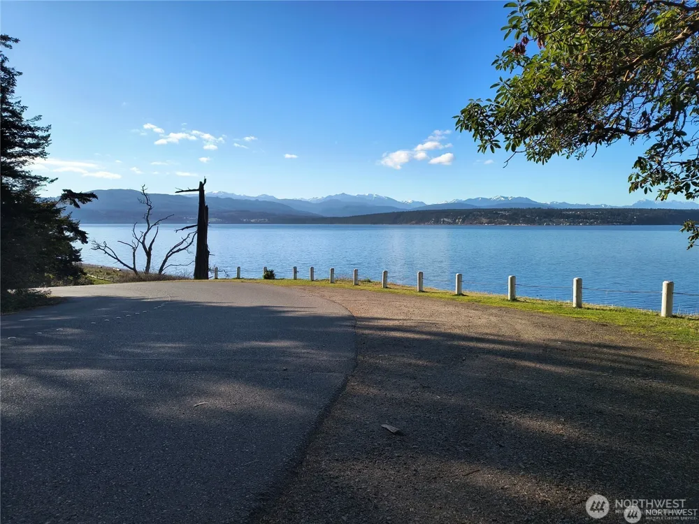 188 S Rhododendron Dr. Port Townsend, WA 98368