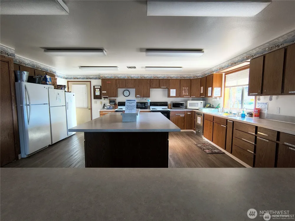 188 S Rhododendron Dr. Port Townsend, WA 98368