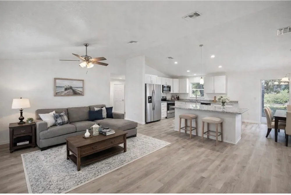 Address Not Shown Ocklawaha, FL 32179