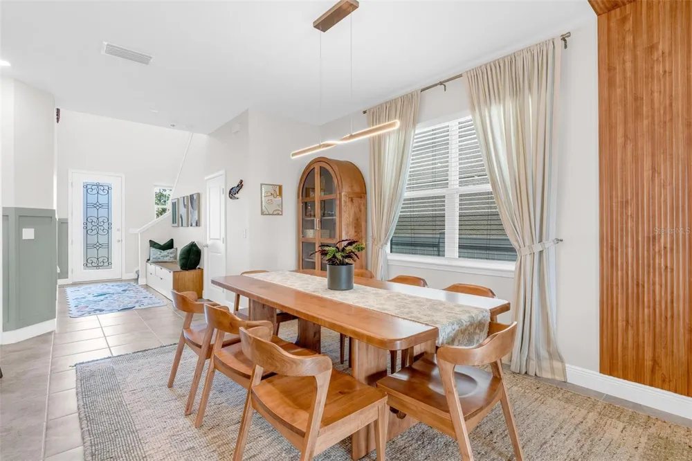 2019 SUNSHINE PEAK DRIVE Minneola, FL 34715
